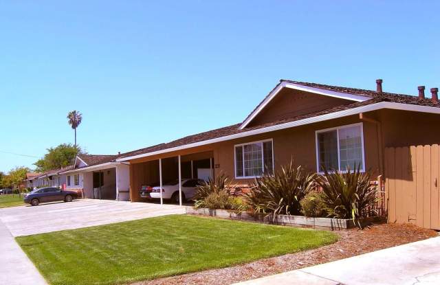 Royal Dr. 2135 - 2135 Royal Drive, Santa Clara, CA 95050