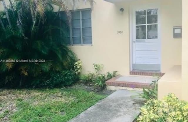 1014 E Ponce De Leon Blvd - 1014 East Ponce De Leon Boulevard, Coral Gables, FL 33134