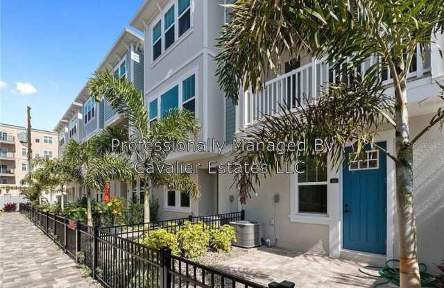 823 Burlington Ave. N - 823 Burlington Ave N, St. Petersburg, FL 33701