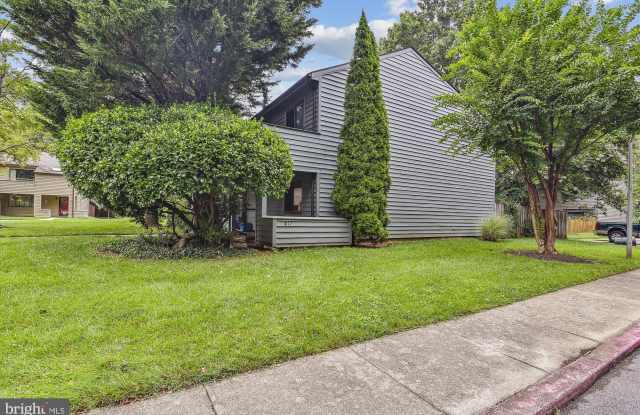 1017 CEDAR RIDGE COURT Gallery 4