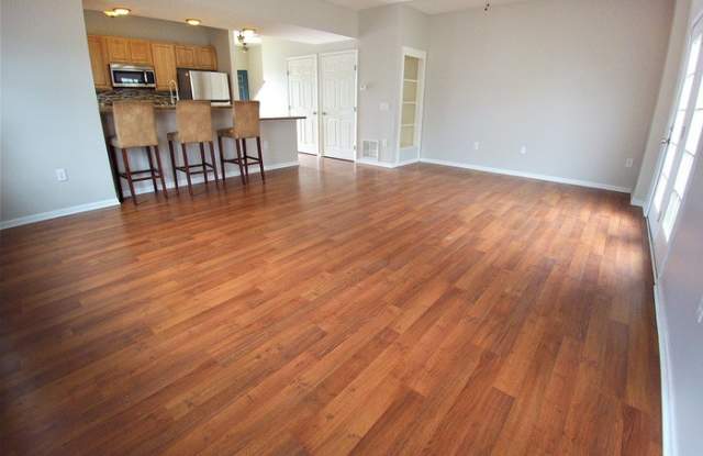 699 Pondview Drive Gallery 4