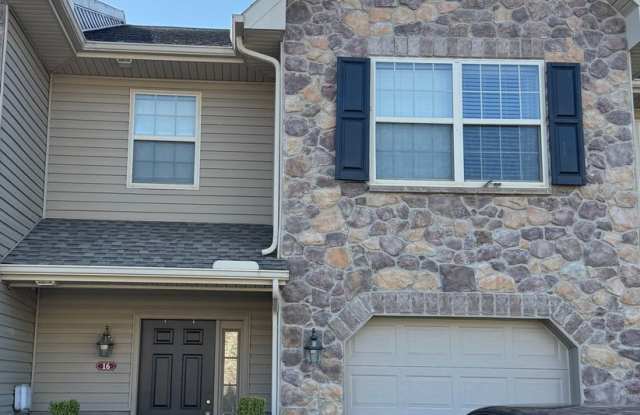 FOR RENT-Available Now! 3 Bed / 2.5 Bath Town-home photos photos