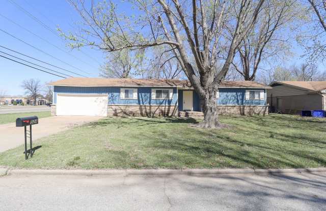 New Summer Low Price! Charming 3-Bedroom Home for Rent – Newly Remodeled $1600.00 - 524 West Vandalia Street, Broken Arrow, OK 74012 New Summer Low Price! Charming 3-Bedroom Home for Rent – Newly Remodeled $1600.00 - 524 West Vandalia Street, Broken Arrow, OK 74012
