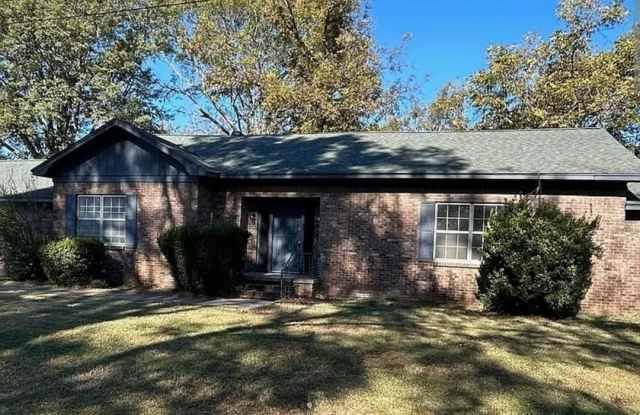 220 Mckinley Street - 220 Mc Kinley Street, Lonoke, AR 72086