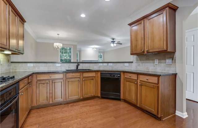 3298 Cameron Trail Gallery 3