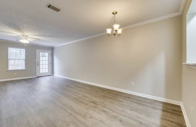 4669 Brookwood Lane Gallery 3