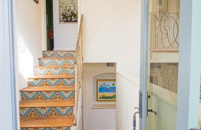 408 6th Street Gallery 2