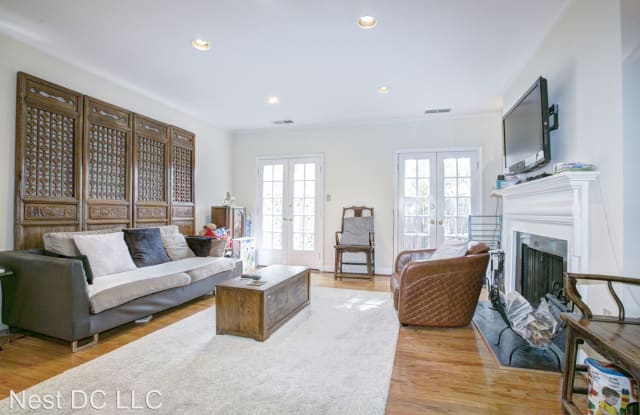 1646 Beekman Pl NW Unit C - 1646 Beekman Place Northwest, Washington, DC 20009