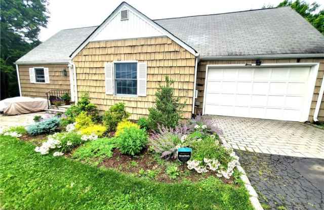 7 Normandy Road - 7 Normandy Road, Westchester County, NY 10603