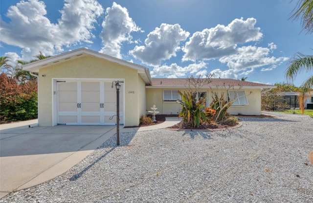 2643 LEAR Road Gallery 2