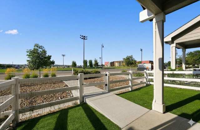 South Facing 2BR Townhome in Johnstown Gallery 4