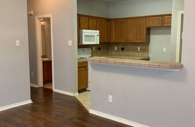 5902 Lovingham Ct Gallery 4