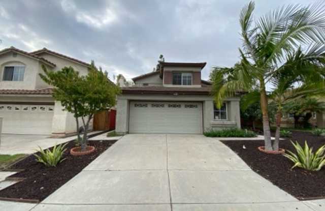 Spacious 4 bed/3 Bath in Oceanside! photos photos