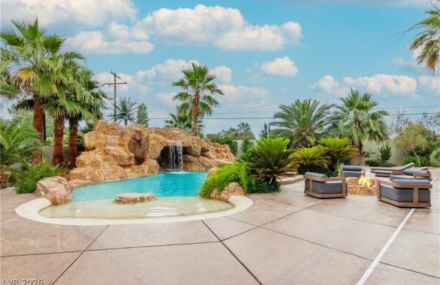7270 Loma Alta Circle Gallery 2