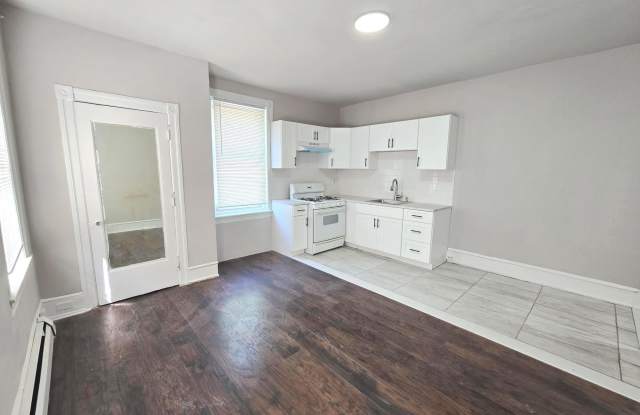 509 E WASHINGTON LANE photos photos
