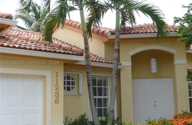 11236 NW 58th Ter Gallery 2