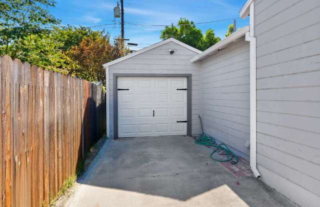 4311 Cabrillo Way Gallery 4