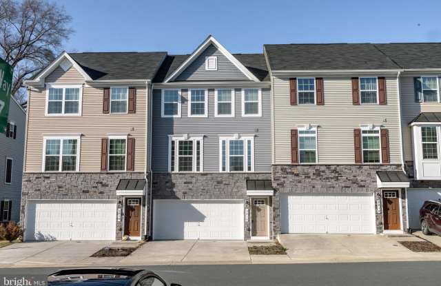 9816 CEDARMASS Circle photos photos