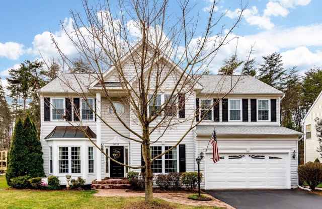 Gorgeous 4,000sqft 5-bed 3.5-bath Home near Chantilly Economic corridor photos photos