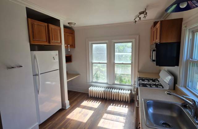 519 Swan Street - upper Gallery 4