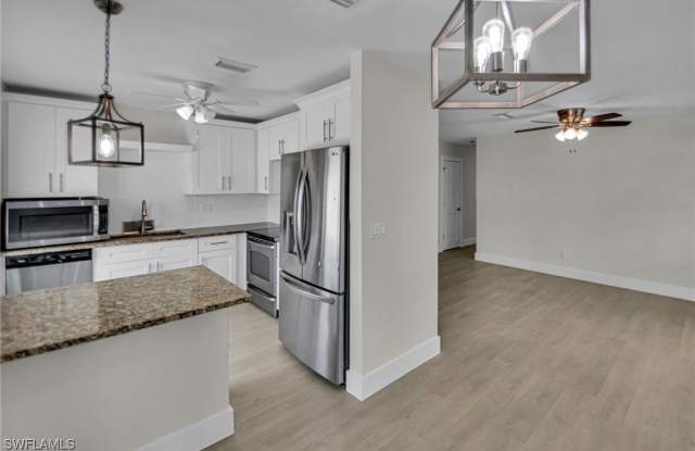 11315 Summerwinds Court unit: 17 photos photos