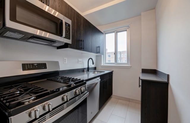 Quebec House photos photos