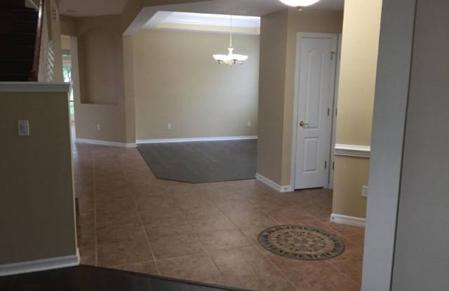 12845 Holdenbury Ln Gallery 4