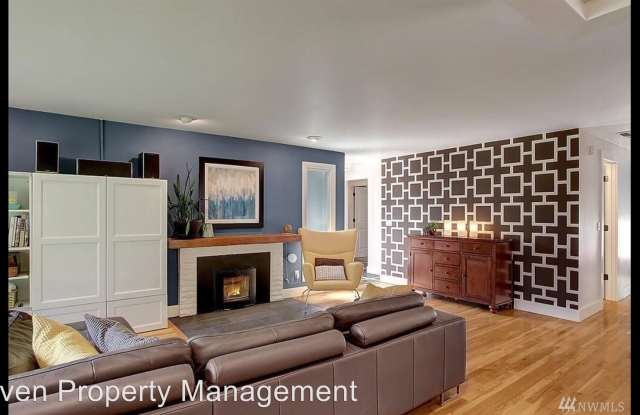 1014 S 198th Pl Gallery 4