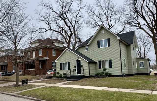 1517 4th Avenue South - 1 Gallery 1
