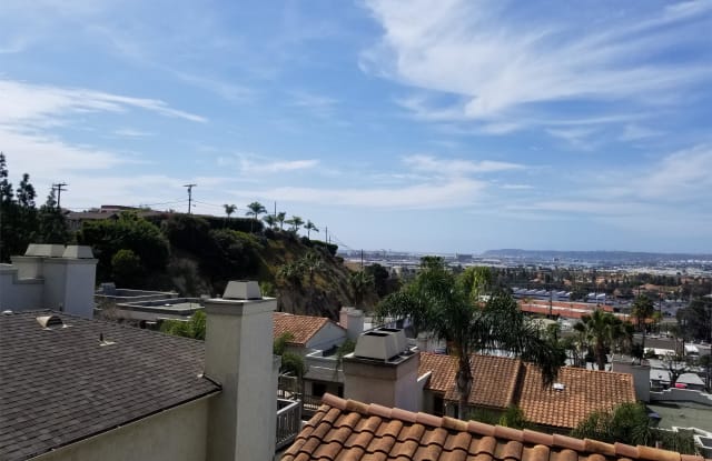 2235 Linwood St APT A4 - 2235 Linwood St, San Diego, CA 92110