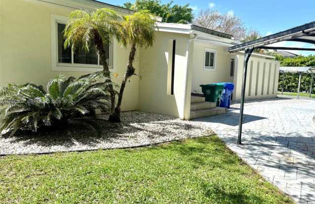 4190 Pamona Ave photos photos