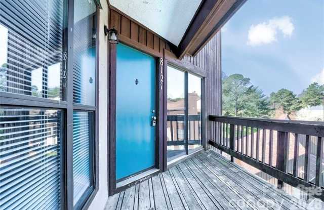 8121 Cedar Glen Drive Gallery 2