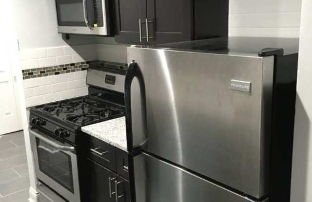 5532 N Kenmore Ave - 5532 North Kenmore Avenue, Chicago, IL 60640