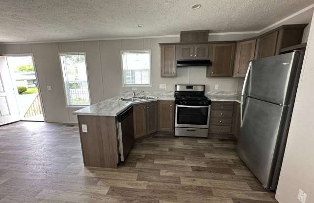 19 Highlander Ave photos photos