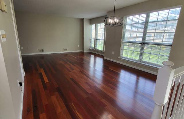 89 Chambord Ct Gallery 3