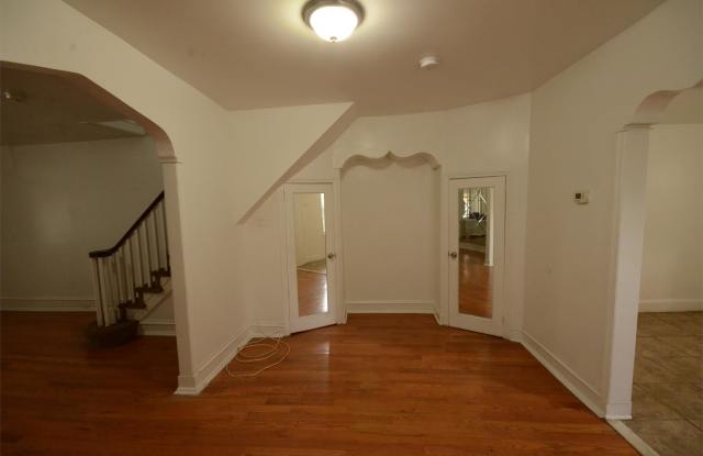 2129 Mifflin Street Gallery 2