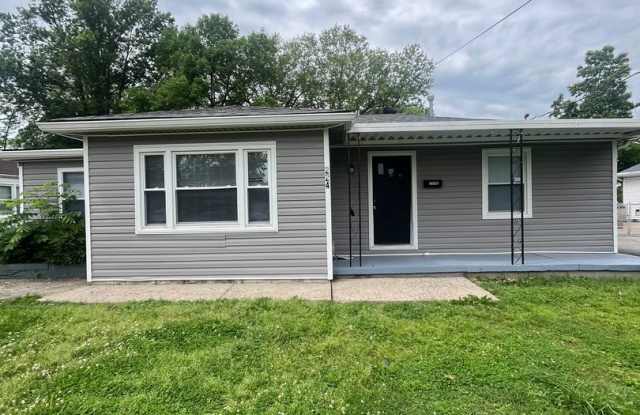 Gorgeous Fully Renovated 3/1! photos photos