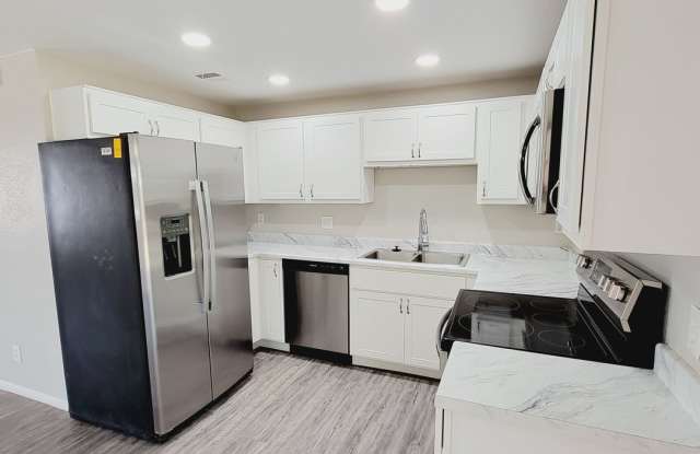 Coming Soon! Charming Home in Phoenix. Gallery 4