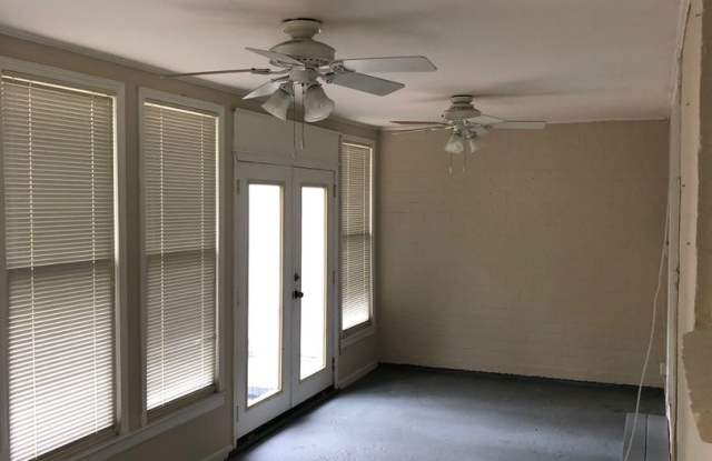 Great Emory Area Rental Gallery 3