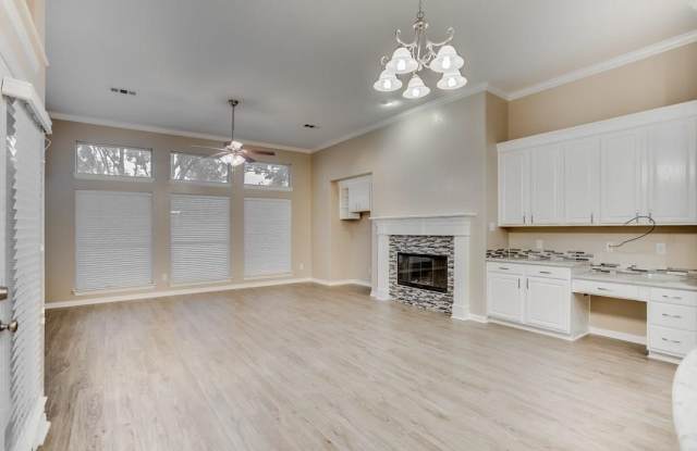 4513 Rock Creek Lane Gallery 3