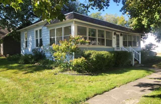 2110 Gary Avenue Gallery 1