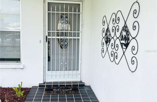 4106 OAK LANE Gallery 2