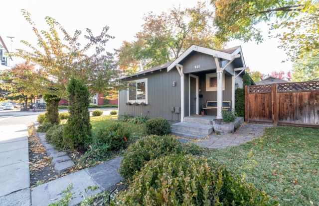 Amazing location! Landscaping included! Located between Downtown and The Box Factory! photos photos Amazing location! Landscaping included! Located between Downtown and The Box Factory! photos photos