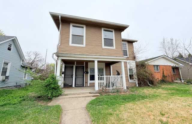 NOW SHOWING: 3 Bedroom / 2 Bath located at 2715 Boulevard Pl. in Indianapolis, IN photos photos