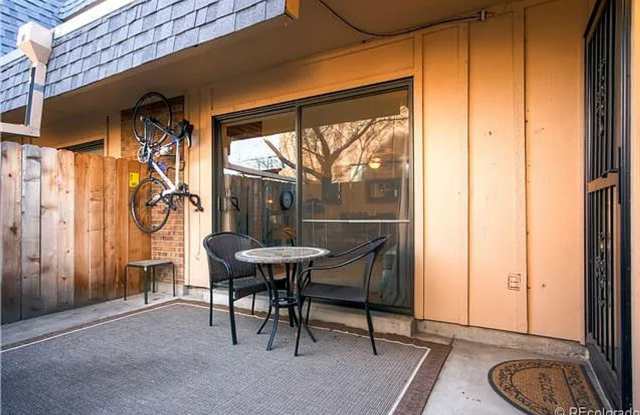 Large, Lovely 2BD/1.5BA Townhouse-Style Condo — Steps from Highline Canal! Gallery 4