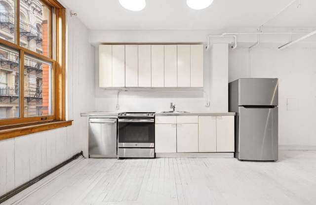 108 WOOSTER Street Gallery 4