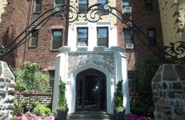 61 W Grand Street - 61 West Grand Street, Mount Vernon, NY 10552