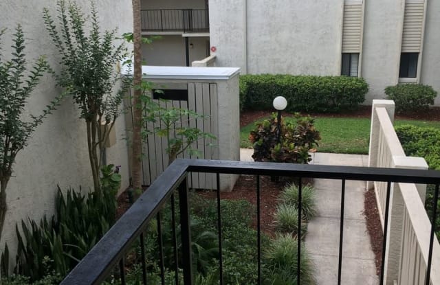 3234 S Semoran Blvd Unit 21 - 3234 S Semoran Boulevard, Orlando, FL 32822