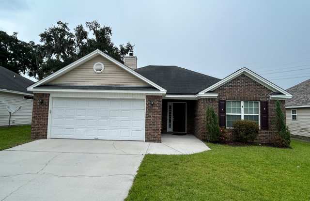 Inviting 3-Bedroom Home in The Lakes at Cottonvale Gallery 1