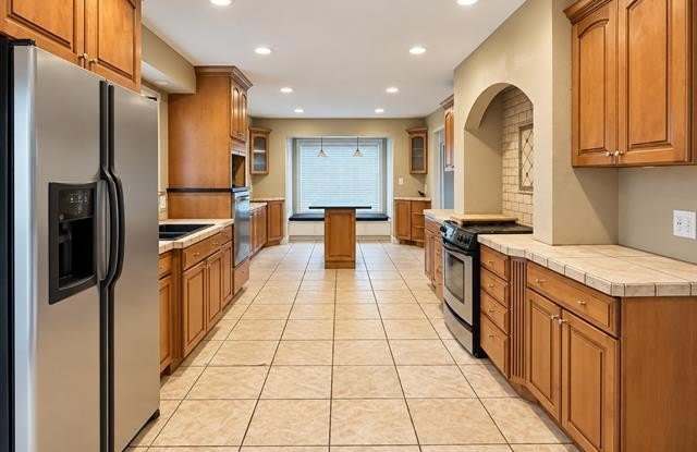 3507 Taggett Lake Court Gallery 4